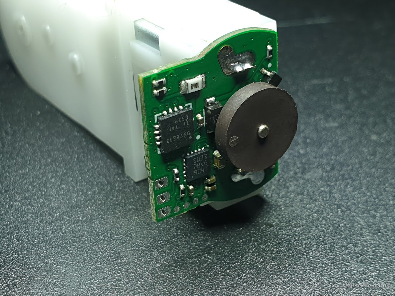 Compact DRV8833 dual H bridge motor driver module PCB