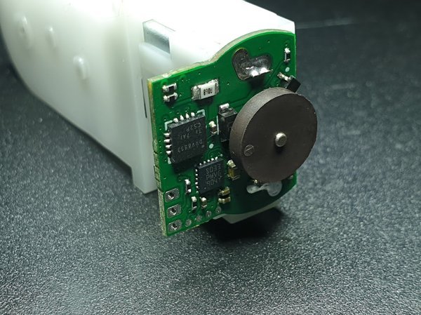 Compact DRV8833 dual H bridge motor driver module PCB